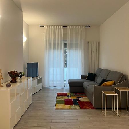 Apartament Perla มิลาน ภายนอก รูปภาพ