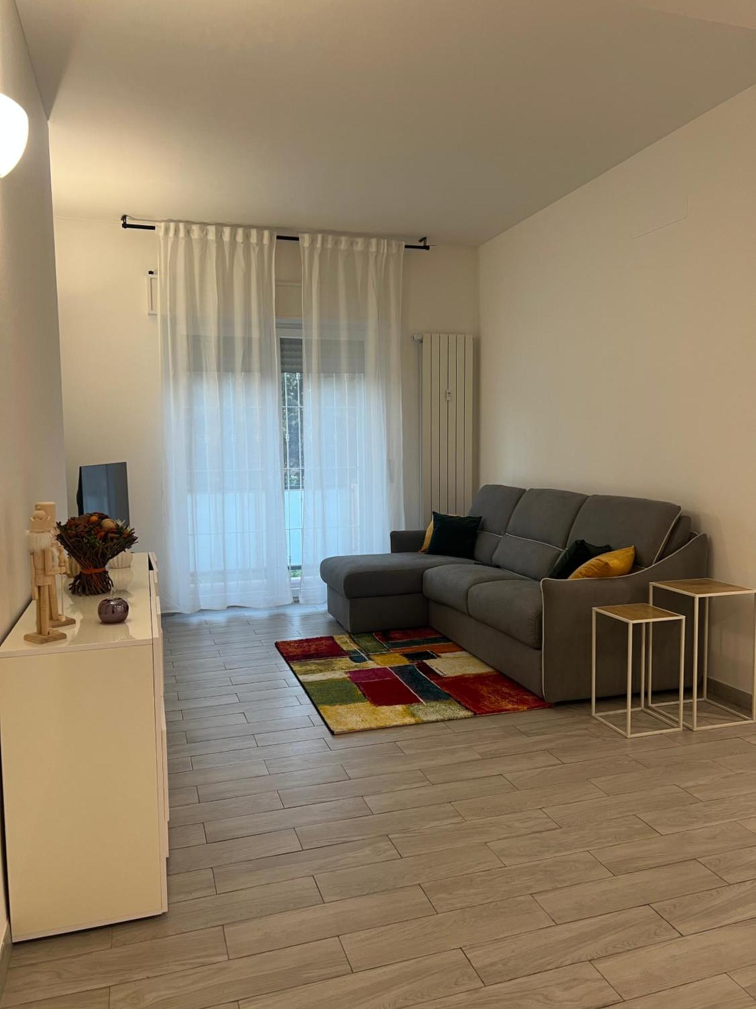 Apartament Perla มิลาน ภายนอก รูปภาพ
