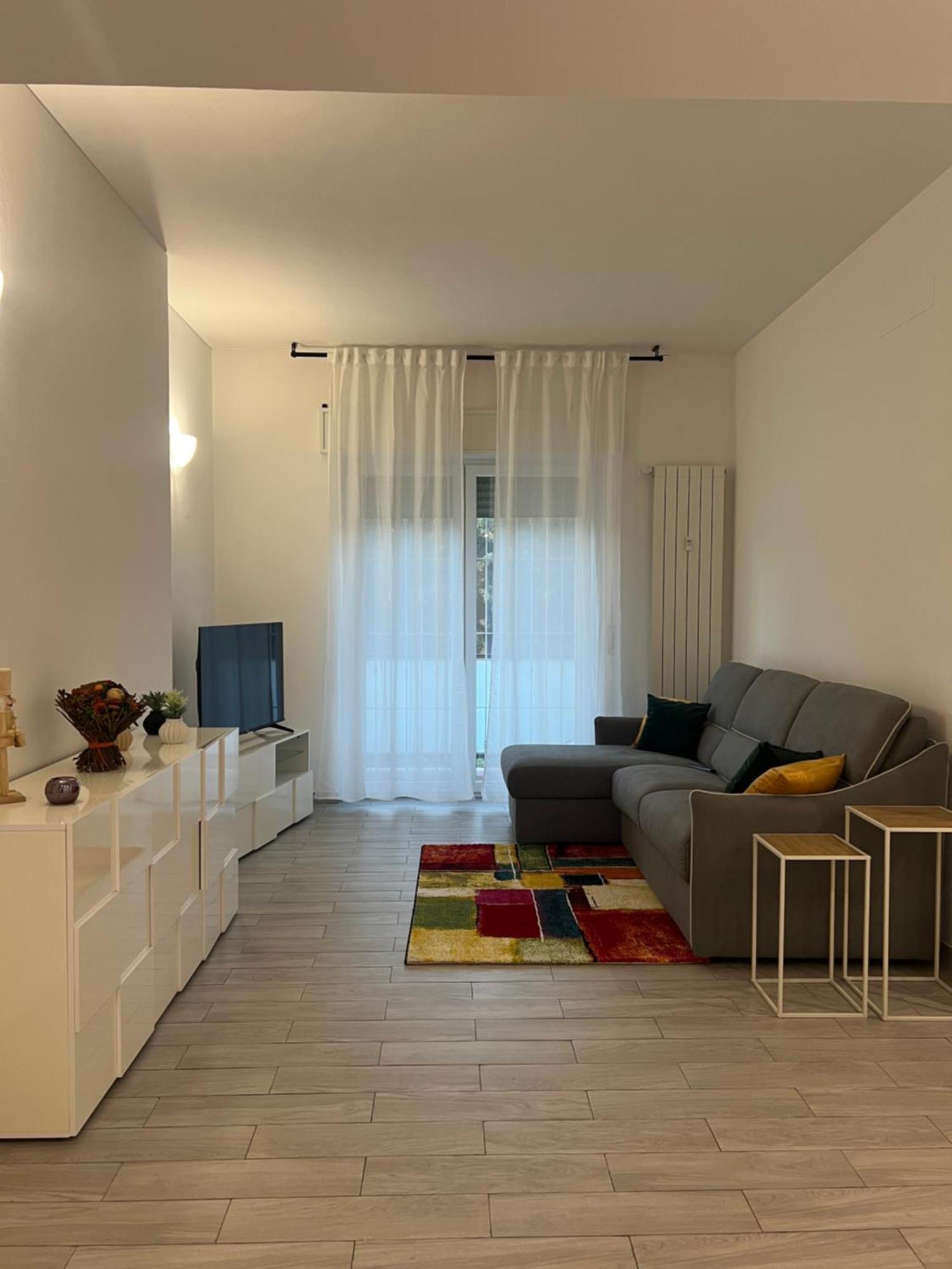 Apartament Perla มิลาน ภายนอก รูปภาพ